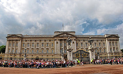 Buckingham Palace - by ajagendorf25